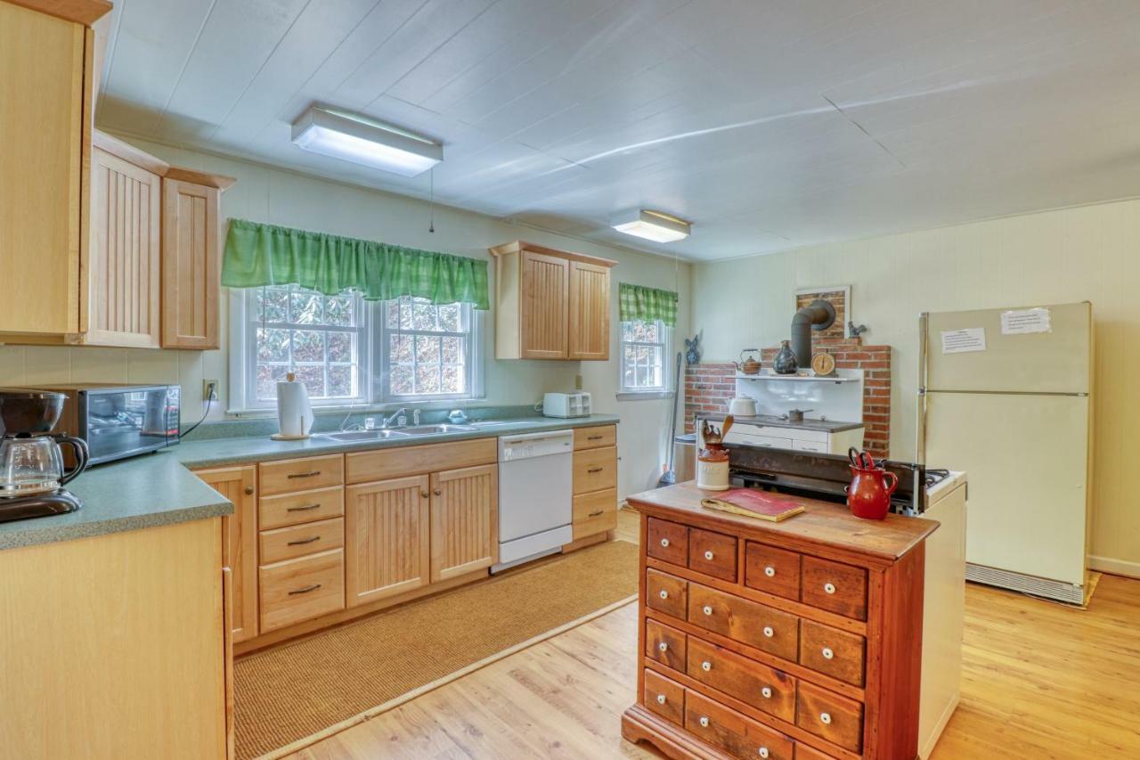 1 Bed 1 Bath Vacation Home In Sylva Exteriér fotografie