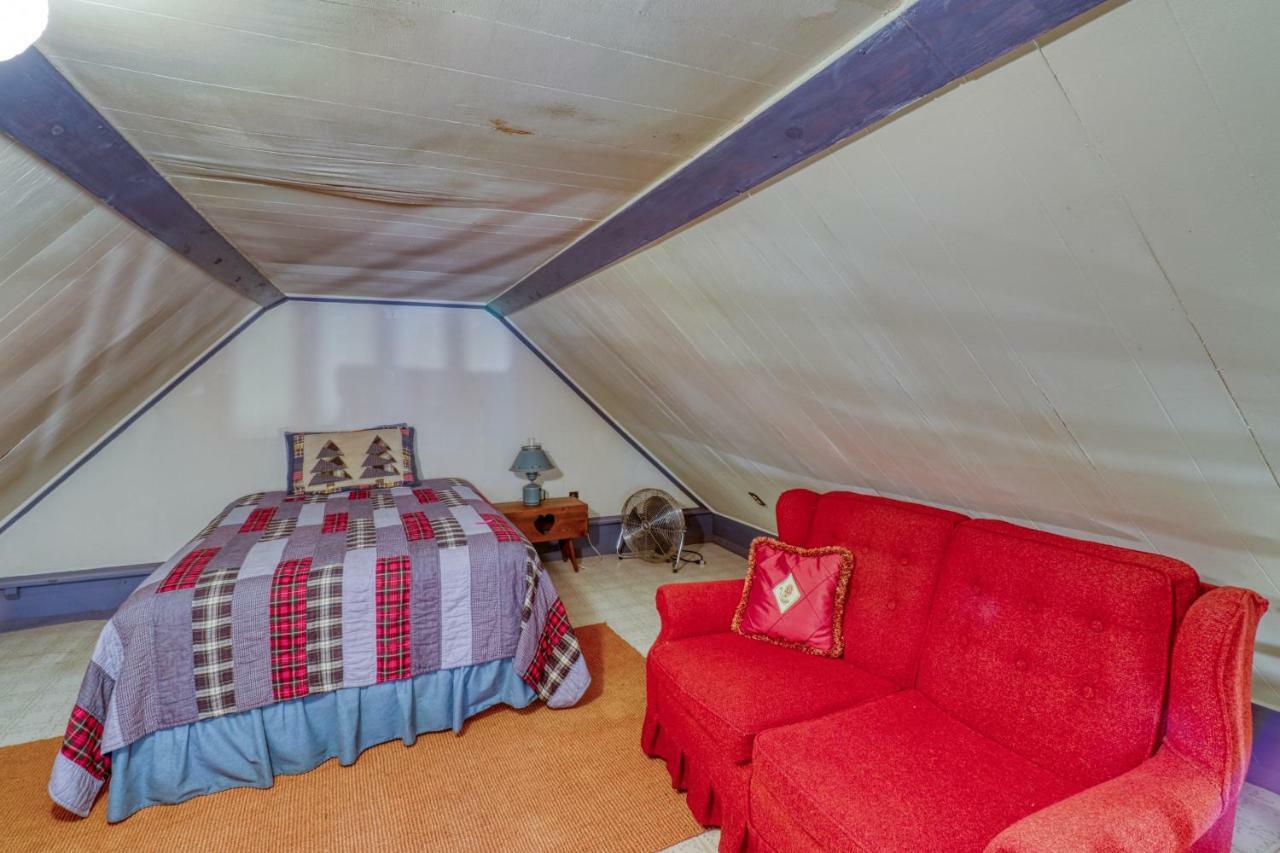 1 Bed 1 Bath Vacation Home In Sylva Exteriér fotografie