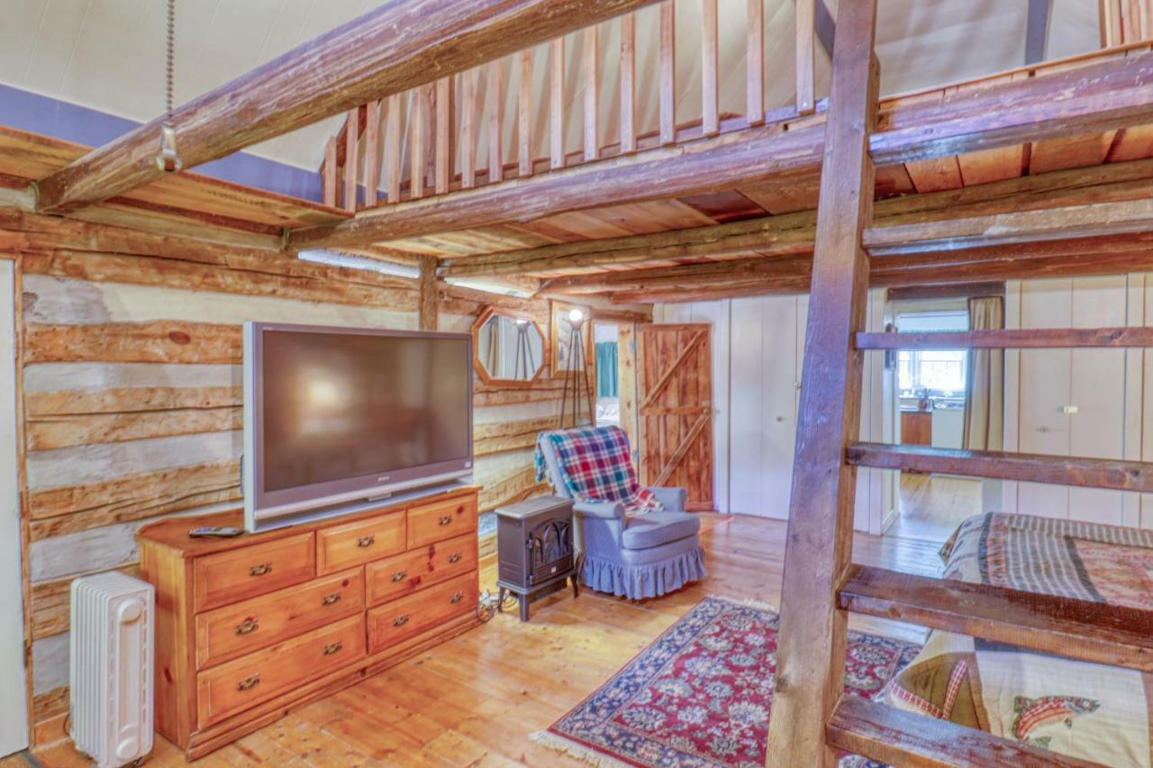 1 Bed 1 Bath Vacation Home In Sylva Exteriér fotografie