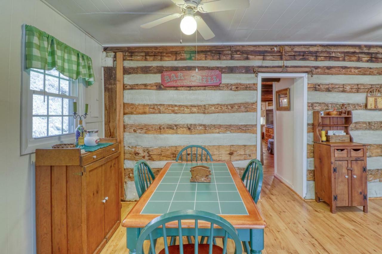 1 Bed 1 Bath Vacation Home In Sylva Exteriér fotografie